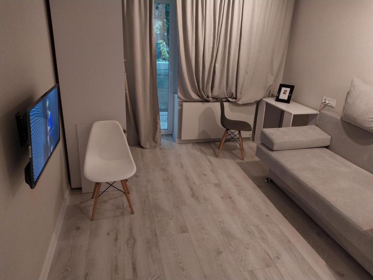 Cozy 75 Apart In Center - 2Х Кімнатна Квартира В Центрі Кропивницького Kropyvnytsky Buitenkant foto