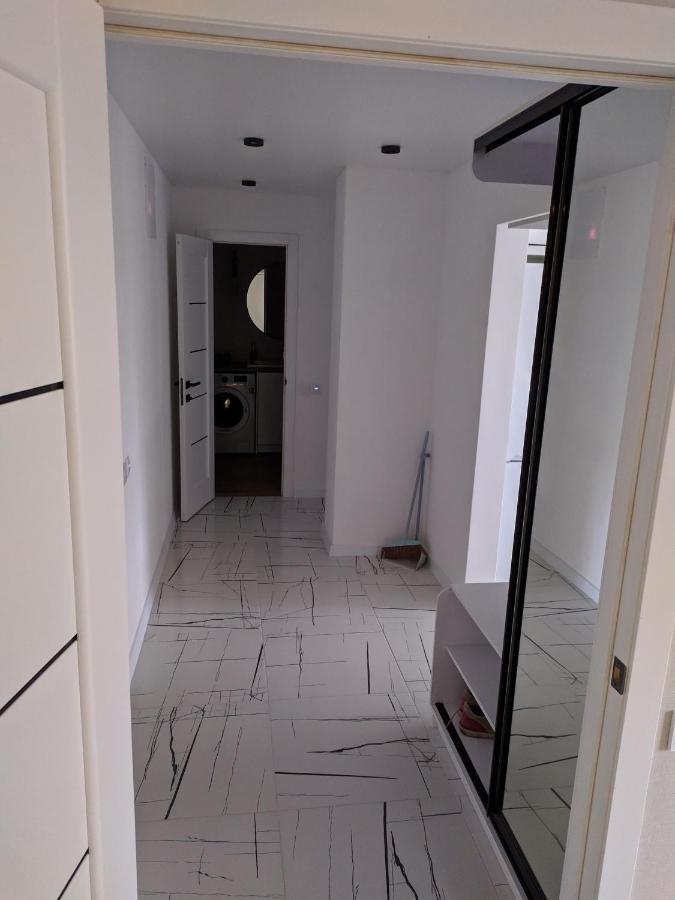 Cozy 75 Apart In Center - 2Х Кімнатна Квартира В Центрі Кропивницького Kropyvnytsky Buitenkant foto