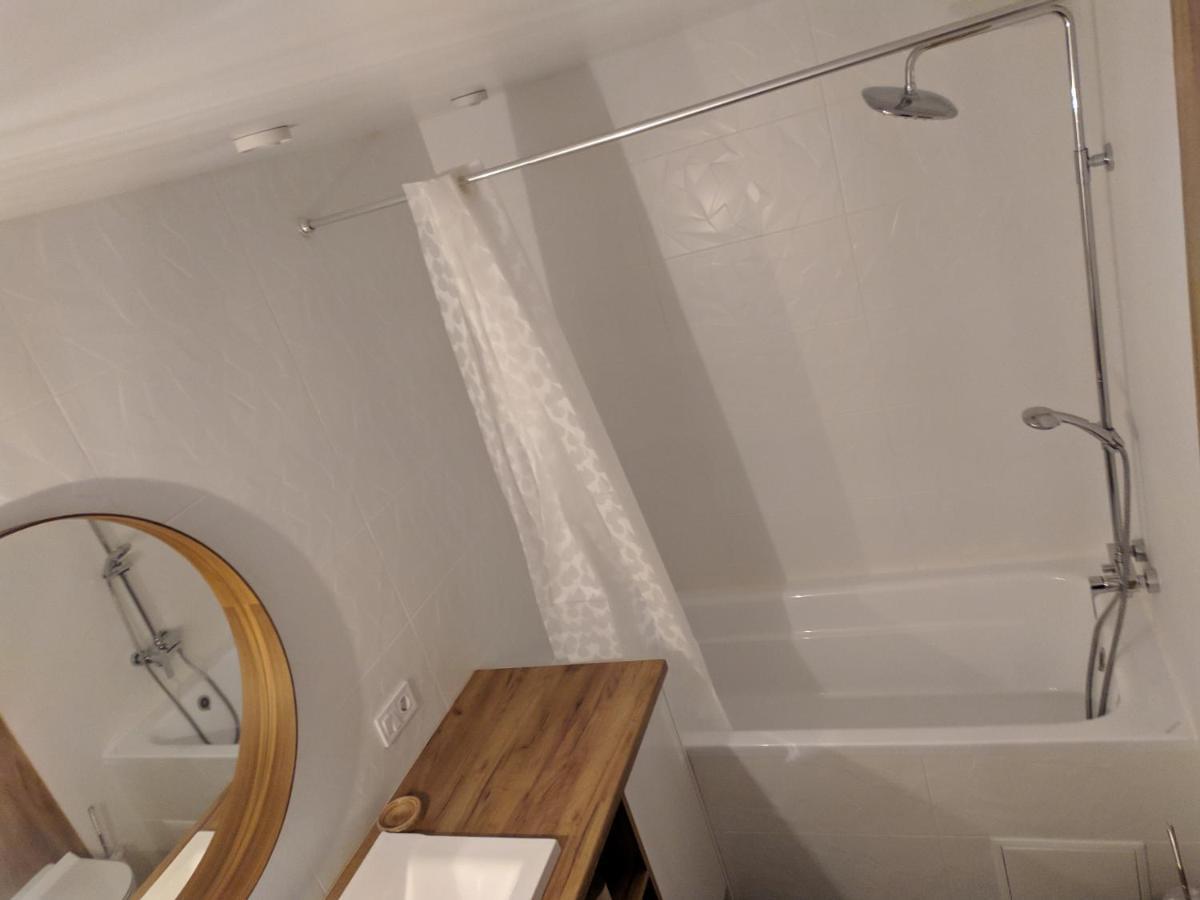 Cozy 75 Apart In Center - 2Х Кімнатна Квартира В Центрі Кропивницького Kropyvnytsky Buitenkant foto