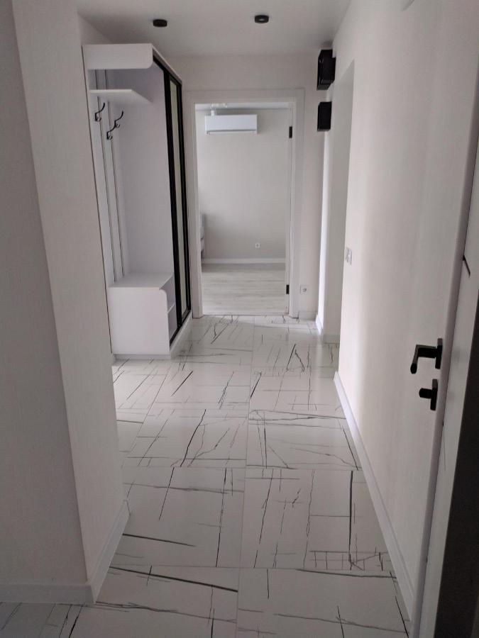 Cozy 75 Apart In Center - 2Х Кімнатна Квартира В Центрі Кропивницького Kropyvnytsky Buitenkant foto